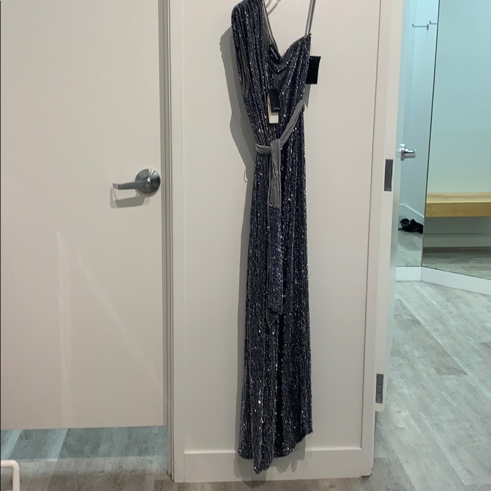 Retrofete Vivian sequin gown. - Picture 3 of 5